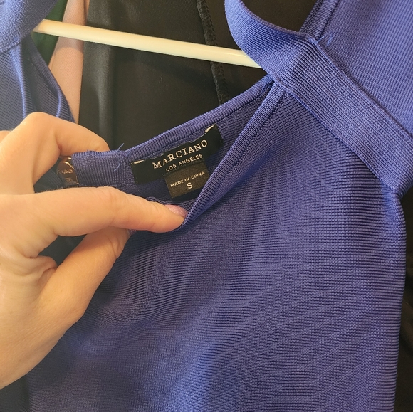 Marciano blue cropped halter/ cap sleeve bodycon top - Picture 2 of 3